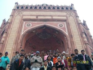 Educational Tour headed by Dr. Suhas Umale